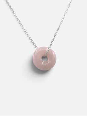 ROSE QUARTZ NECKLACE